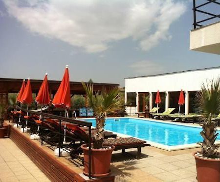Hotel Omega Mamaia Nord Năvodari Exterior foto