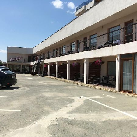 Hotel Omega Mamaia Nord Năvodari Exterior foto