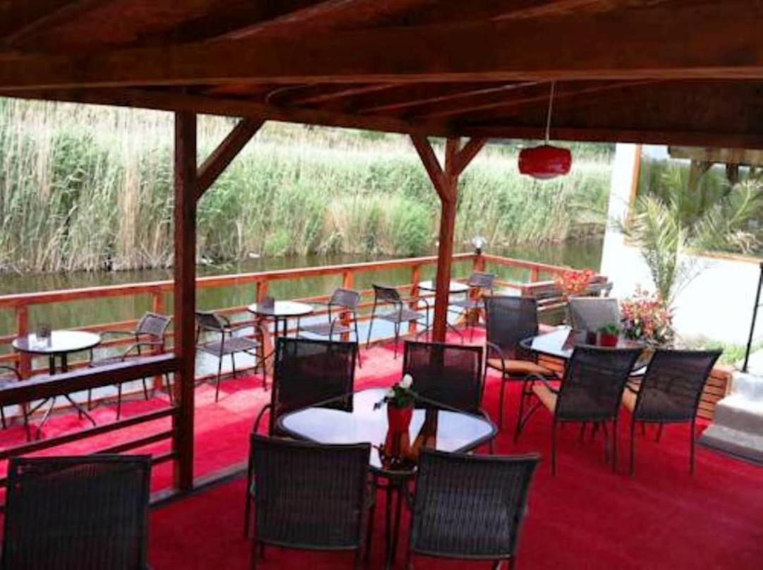 Hotel Omega Mamaia Nord Năvodari Exterior foto